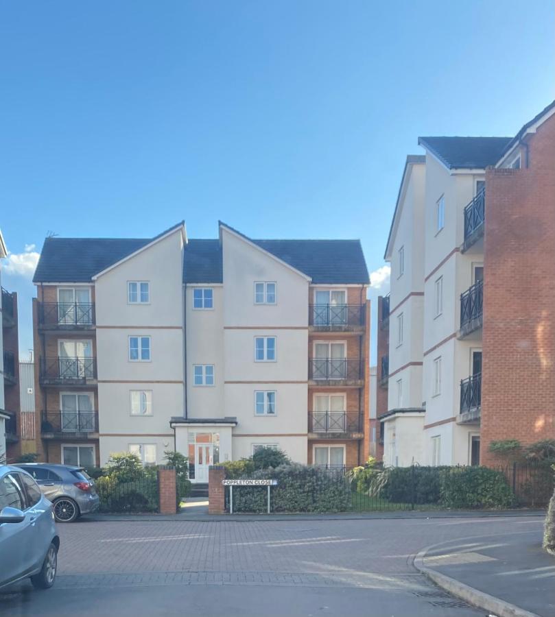 Amazing 2-Bed City Centre Apt With Parking Coventry Exterior foto